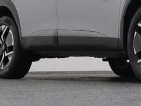 Peugeot 2008 (2023) thumbnail 38