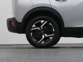 Peugeot 2008 (2023) thumbnail 41