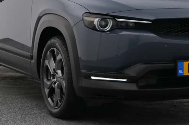 Mazda MX-30 (2020) thumbnail 18