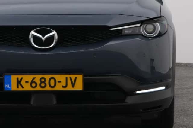 Mazda MX-30 (2020) thumbnail 20
