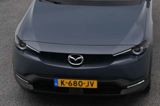 Mazda MX-30 (2020) thumbnail 31