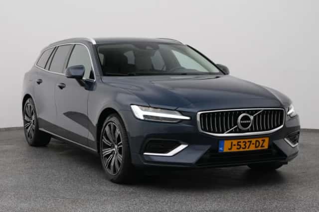 Volvo V60 (2020) thumbnail 2
