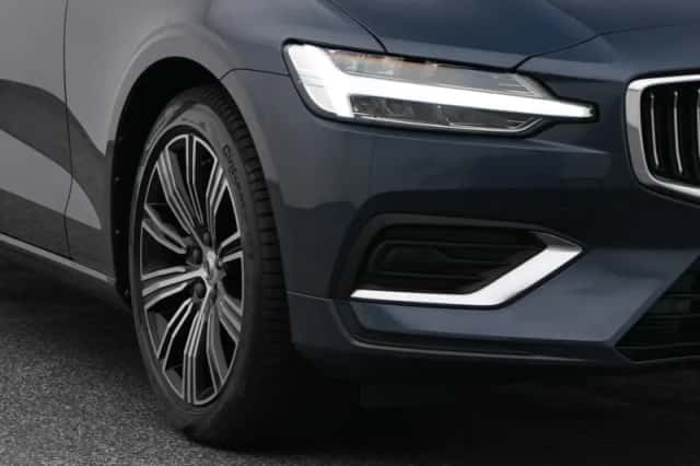 Volvo V60 (2020) thumbnail 17