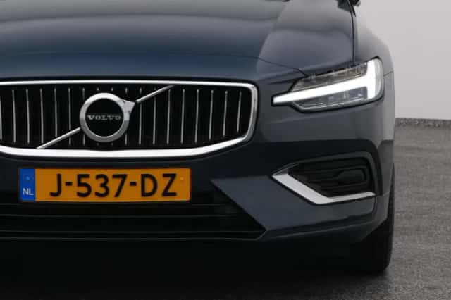Volvo V60 (2020) thumbnail 19