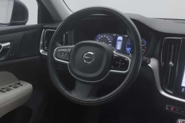 Volvo V60 (2020) thumbnail 7