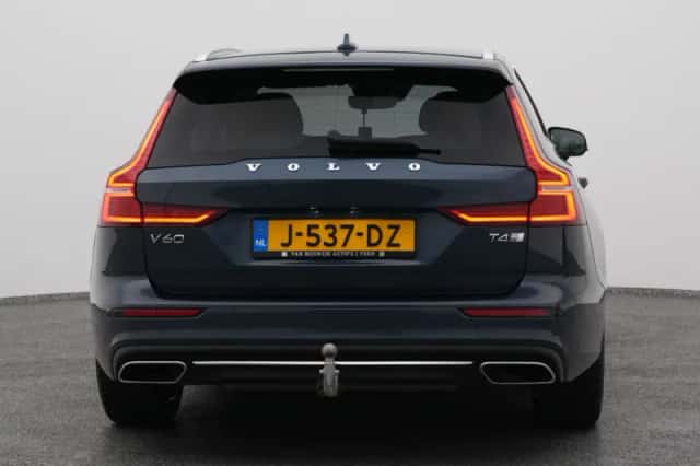Volvo V60 (2020) thumbnail 10
