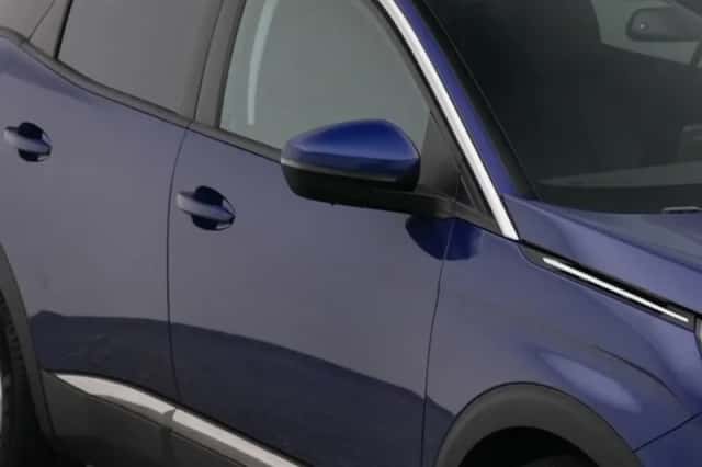Peugeot 3008 (2020) thumbnail 23