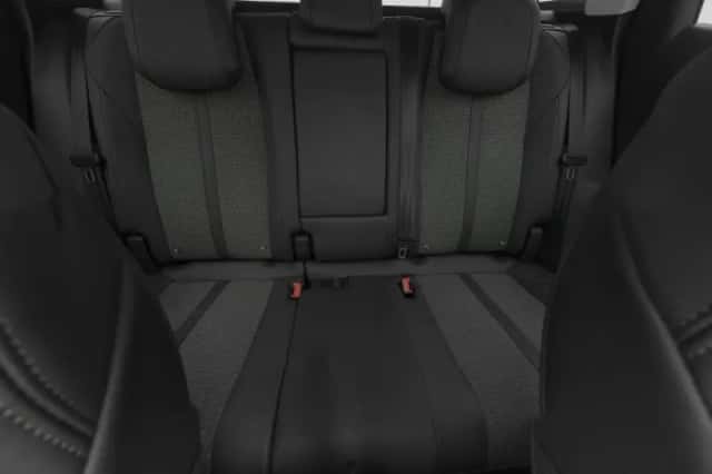 Peugeot 3008 (2020) thumbnail 4