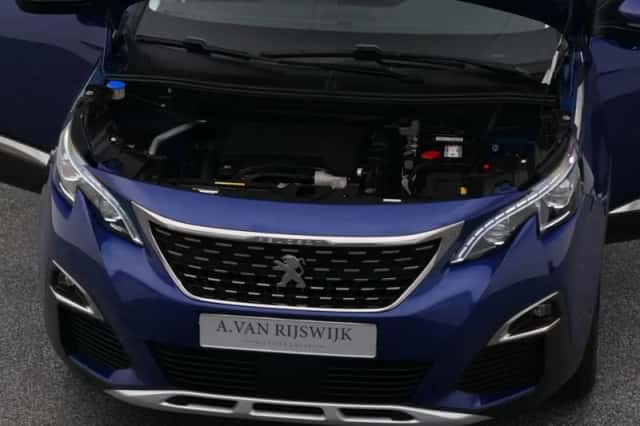 Peugeot 3008 (2020) thumbnail 31