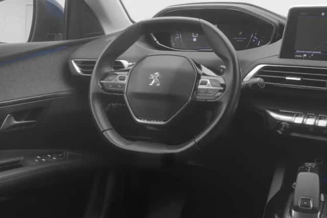 Peugeot 3008 (2020) thumbnail 7