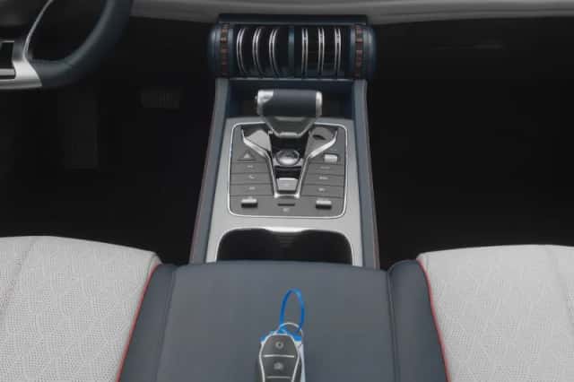 BYD Atto (2024) thumbnail 12