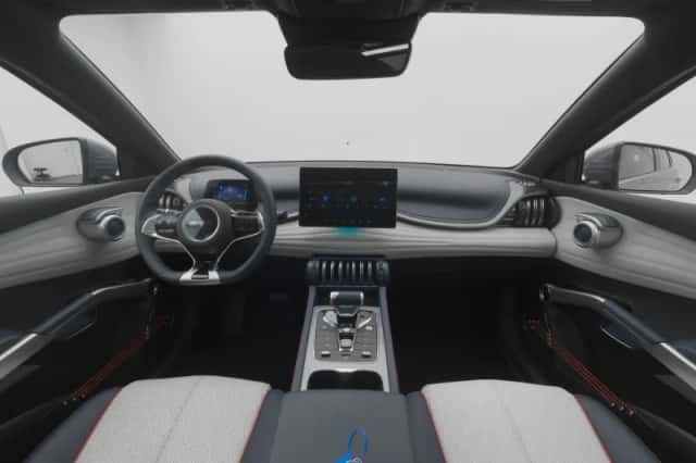BYD Atto (2024) thumbnail 3