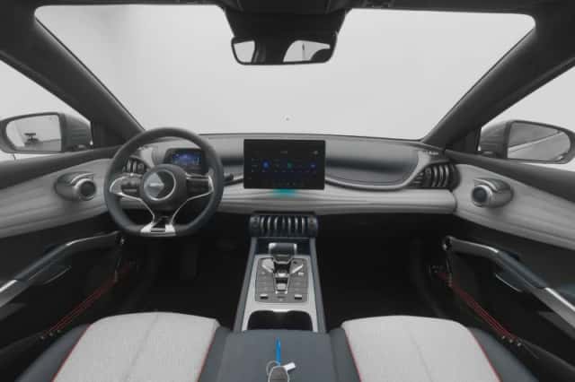 BYD Atto (2024) thumbnail 3