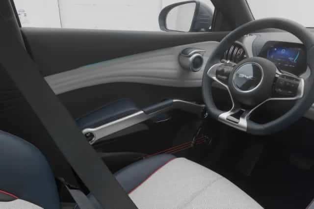 BYD Atto (2024) thumbnail 11