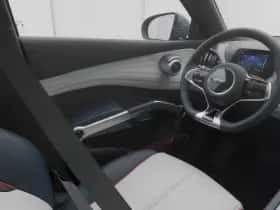 BYD Atto (2024) thumbnail 11