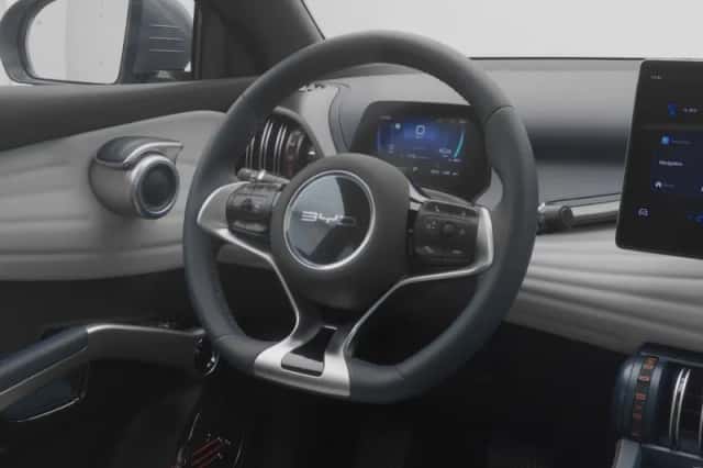 BYD Atto (2024) thumbnail 7