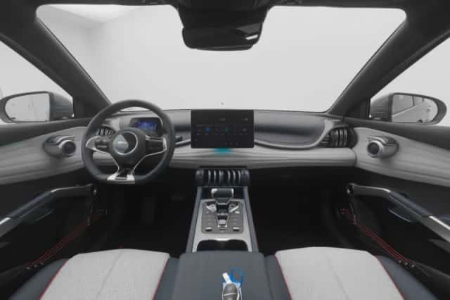 BYD Atto (2024) thumbnail 3