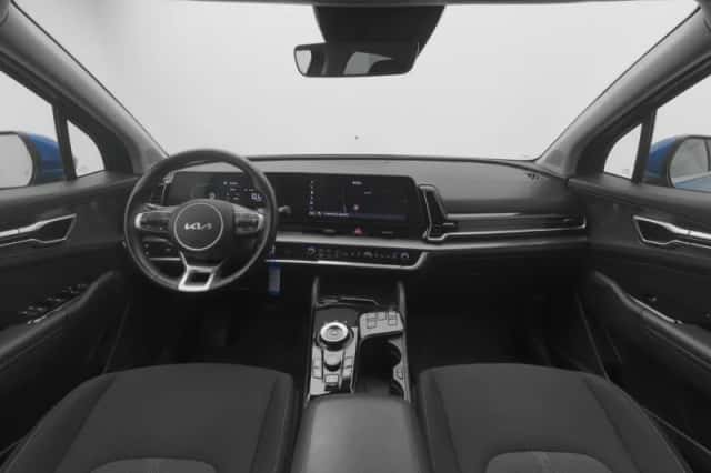 Kia Sportage (2024) thumbnail 3