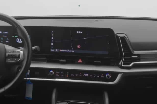 Kia Sportage (2024) thumbnail 8