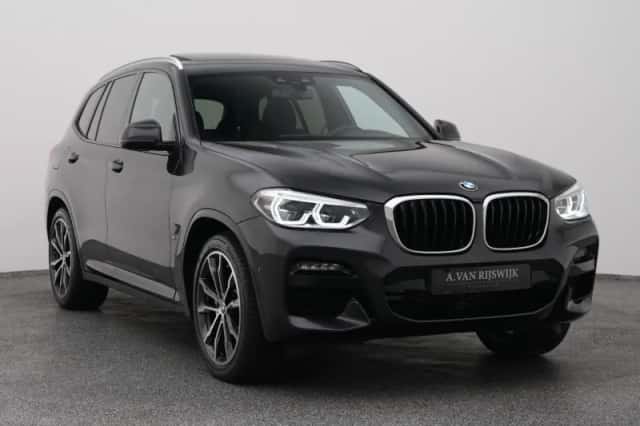 BMW X3 (2021) thumbnail 2