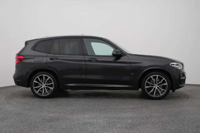 BMW X3 (2021) thumbnail 14