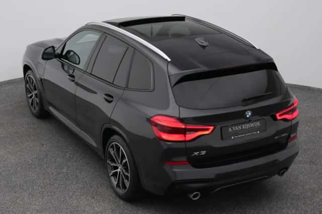 BMW X3 (2021) thumbnail 25