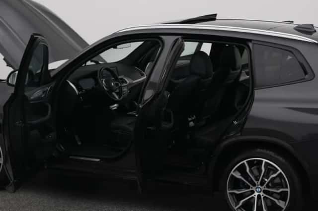 BMW X3 (2021) thumbnail 33