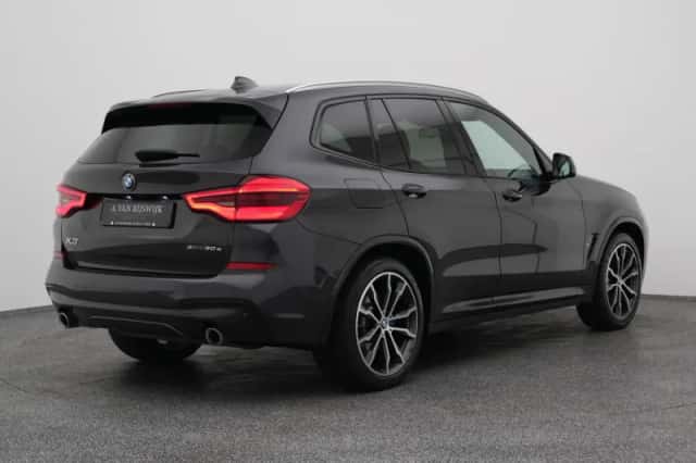 BMW X3 (2021) thumbnail 6