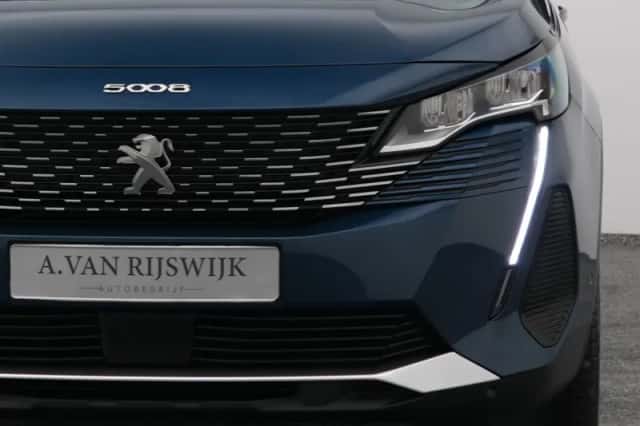 Peugeot 5008 (2021) thumbnail 19