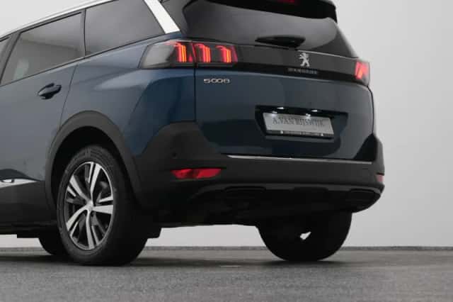 Peugeot 5008 (2021) thumbnail 22