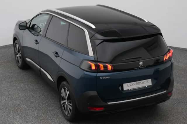 Peugeot 5008 (2021) thumbnail 25