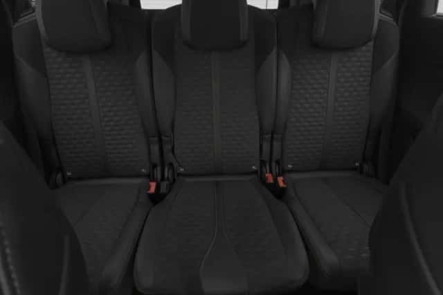 Peugeot 5008 (2021) thumbnail 4