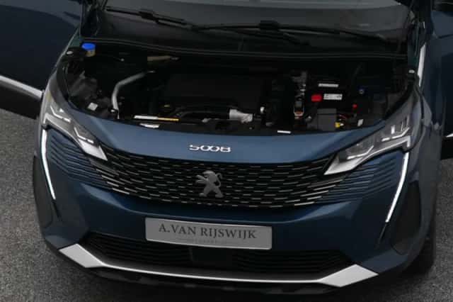 Peugeot 5008 (2021) thumbnail 31