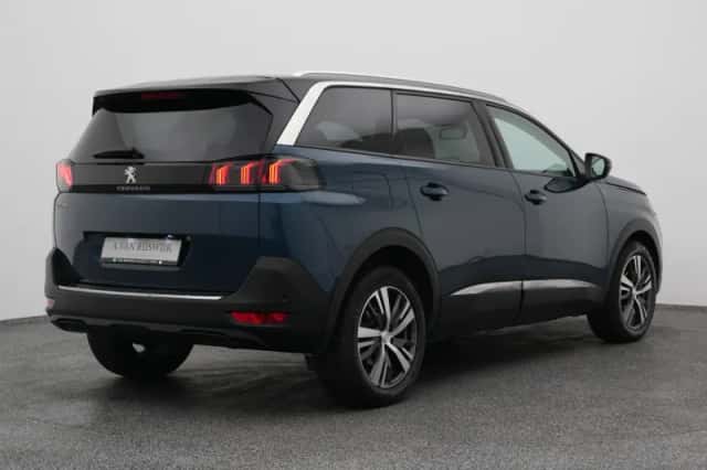 Peugeot 5008 (2021) thumbnail 6
