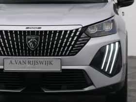 Peugeot 2008 (2023) thumbnail 19
