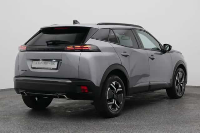 Peugeot 2008 (2023) thumbnail 6