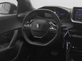 Peugeot 2008 (2023) thumbnail 7
