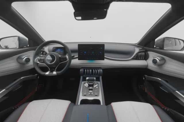 BYD Atto (2024) thumbnail 3
