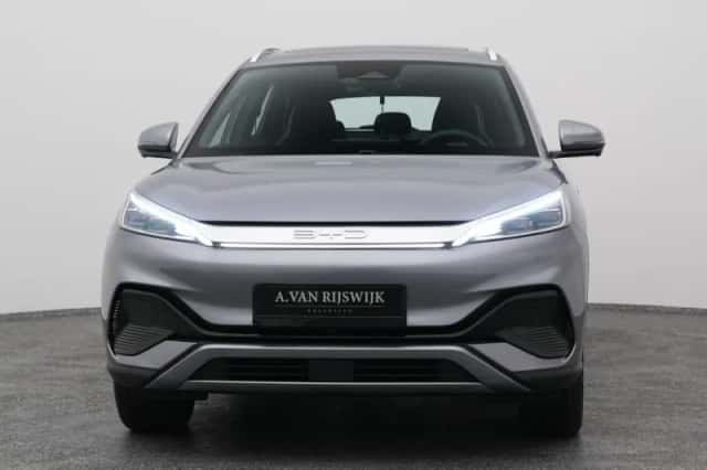 BYD Atto (2024) thumbnail 9