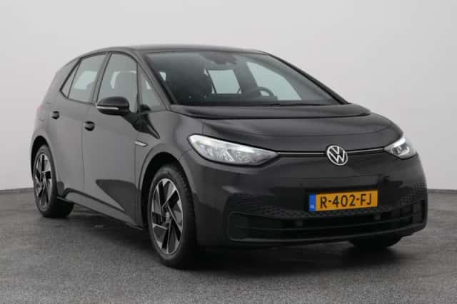 Volkswagen ID.3 (2022) thumbnail 2