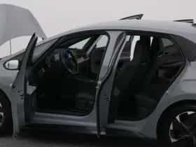CUPRA Born thumbnail 34
