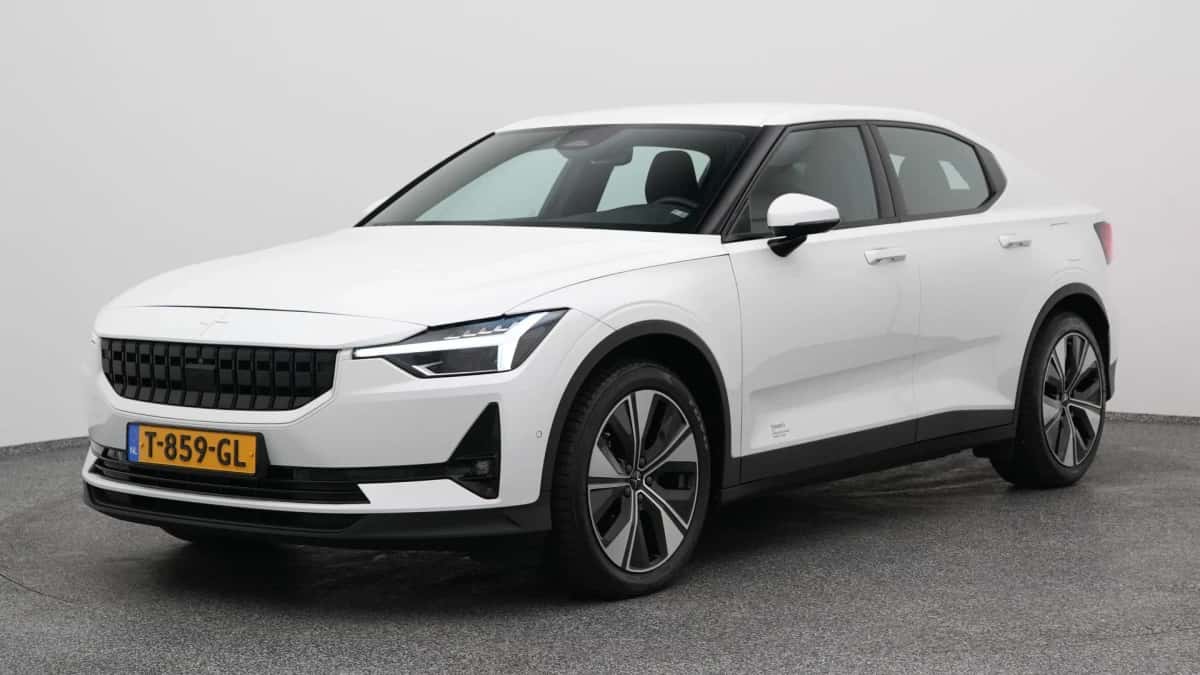 Polestar 2 (2023) — foto 1