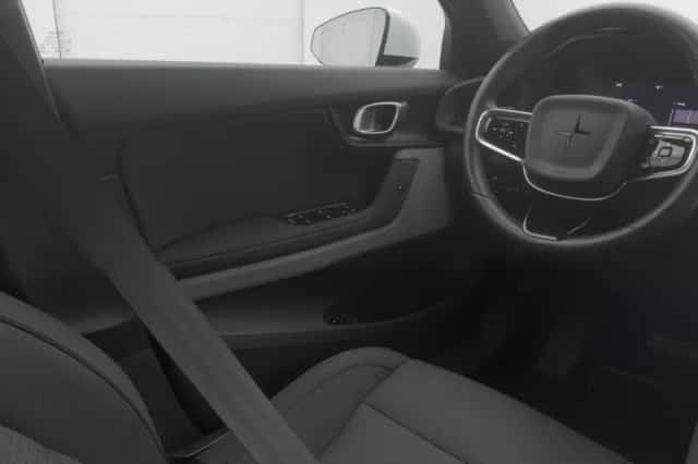 Polestar 2 (2023) thumbnail 12