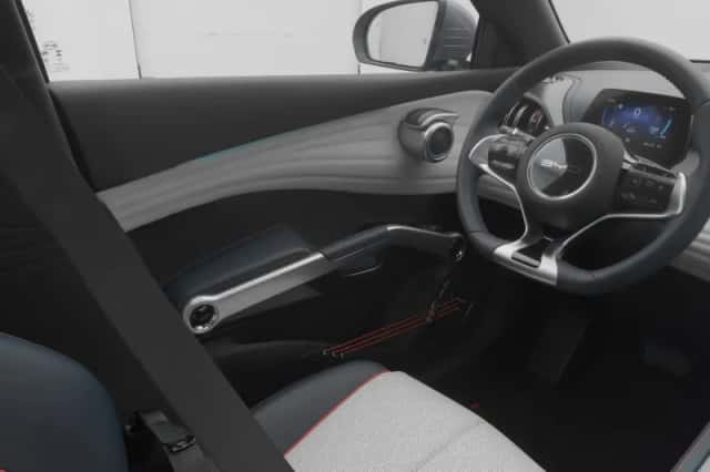BYD Atto (2024) thumbnail 11