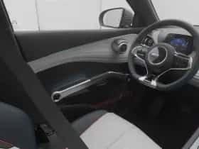 BYD Atto (2024) thumbnail 11