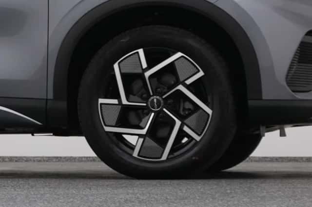 BYD Atto (2024) thumbnail 42