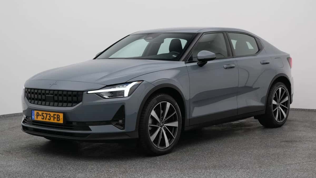 Polestar 2 (2022) — foto 1