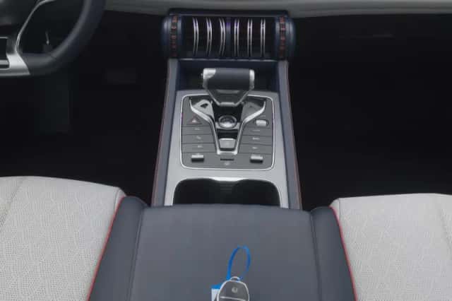 BYD Atto (2024) thumbnail 12