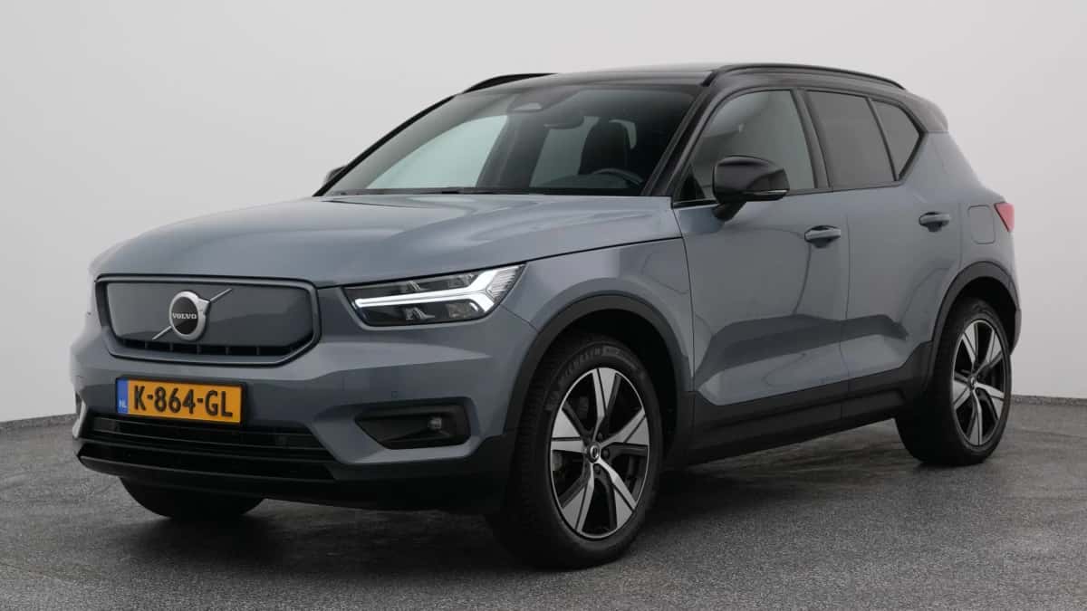 Volvo XC40 (2020) — foto 1