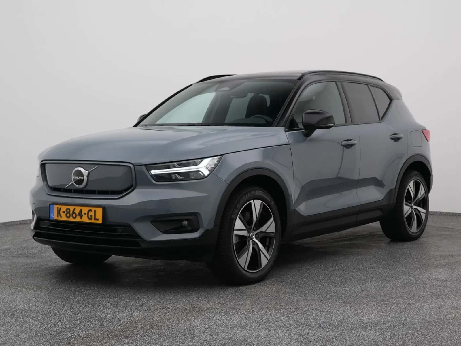 Volvo XC40 (2020) — foto 1